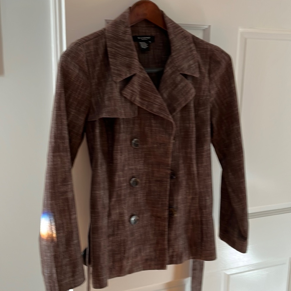 Lightweight dress up or down jacket